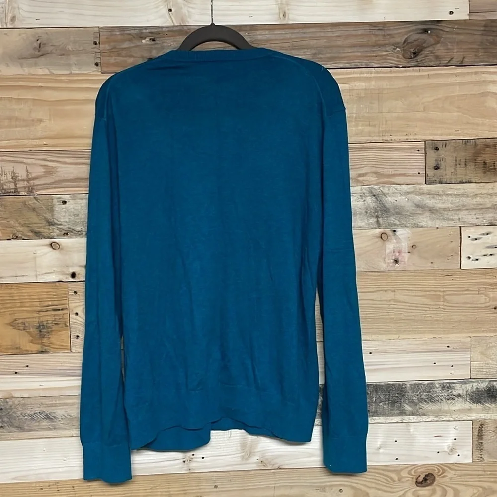 Banana Republic size large teal color v-neck Luxe sweater collection